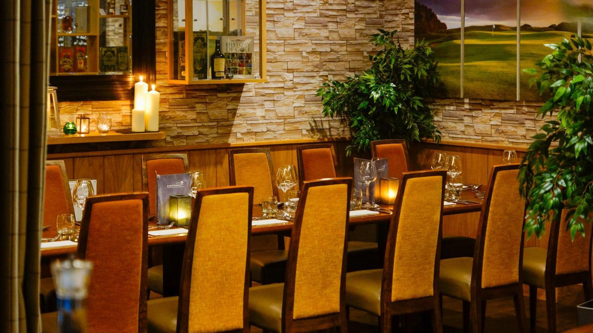 טרון The Loans Inn מראה חיצוני תמונה